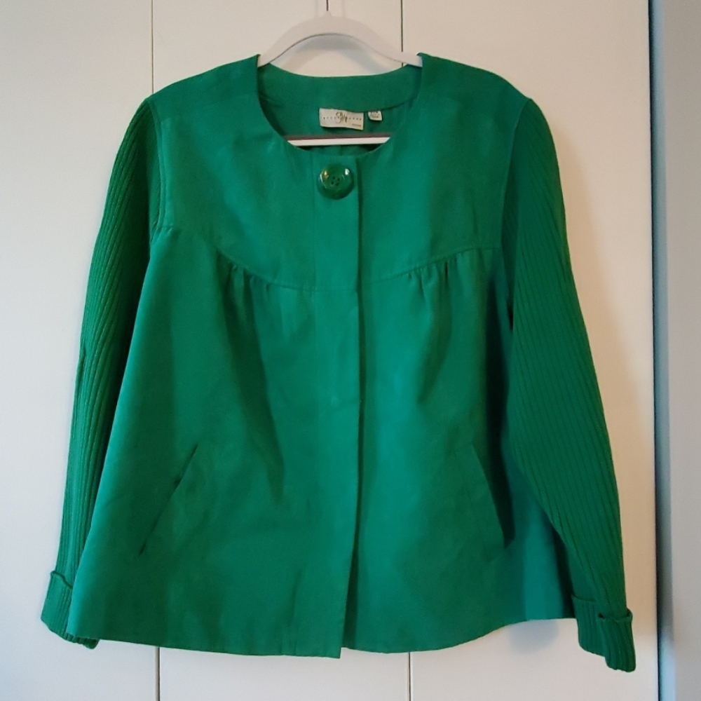 🛍 closet clearout 🍀Perfect for St. Patrick's Day